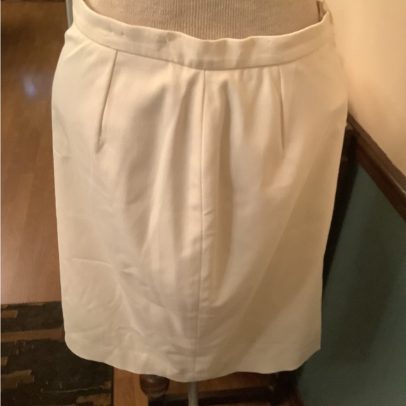 BURBERRY Ivory MIDI Pencil Skirt Size 8 NWOT - Picture 1 of 3